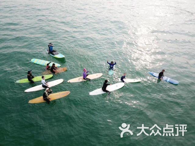 40岁B级片女星惨死,音乐大师获刑19年,他是天才还是恶魔?